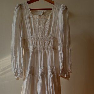 Vintage gauze wedding dress